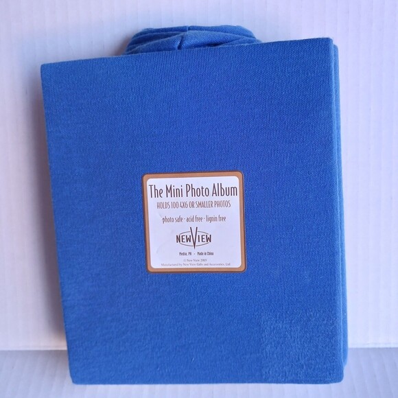 Mini Photo Album Brag Book Holds 100 4x6 Photos Blue Fabric Sweatshirt Cover - Picture 3 of 5